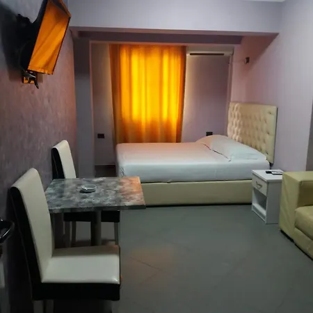 Ali Demi Tirana